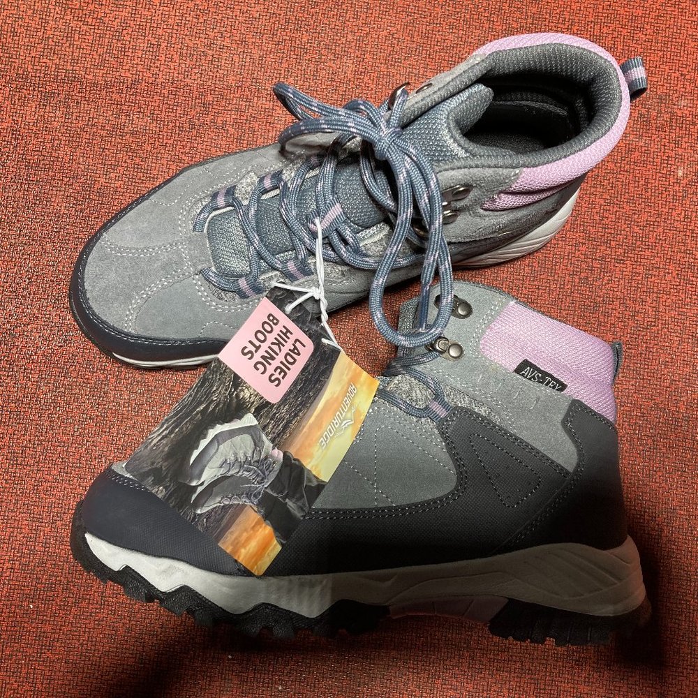NEW Adventuridge Ladies Hiking Boots Womens Gray Pink Size 7 Model 1 - NWT
